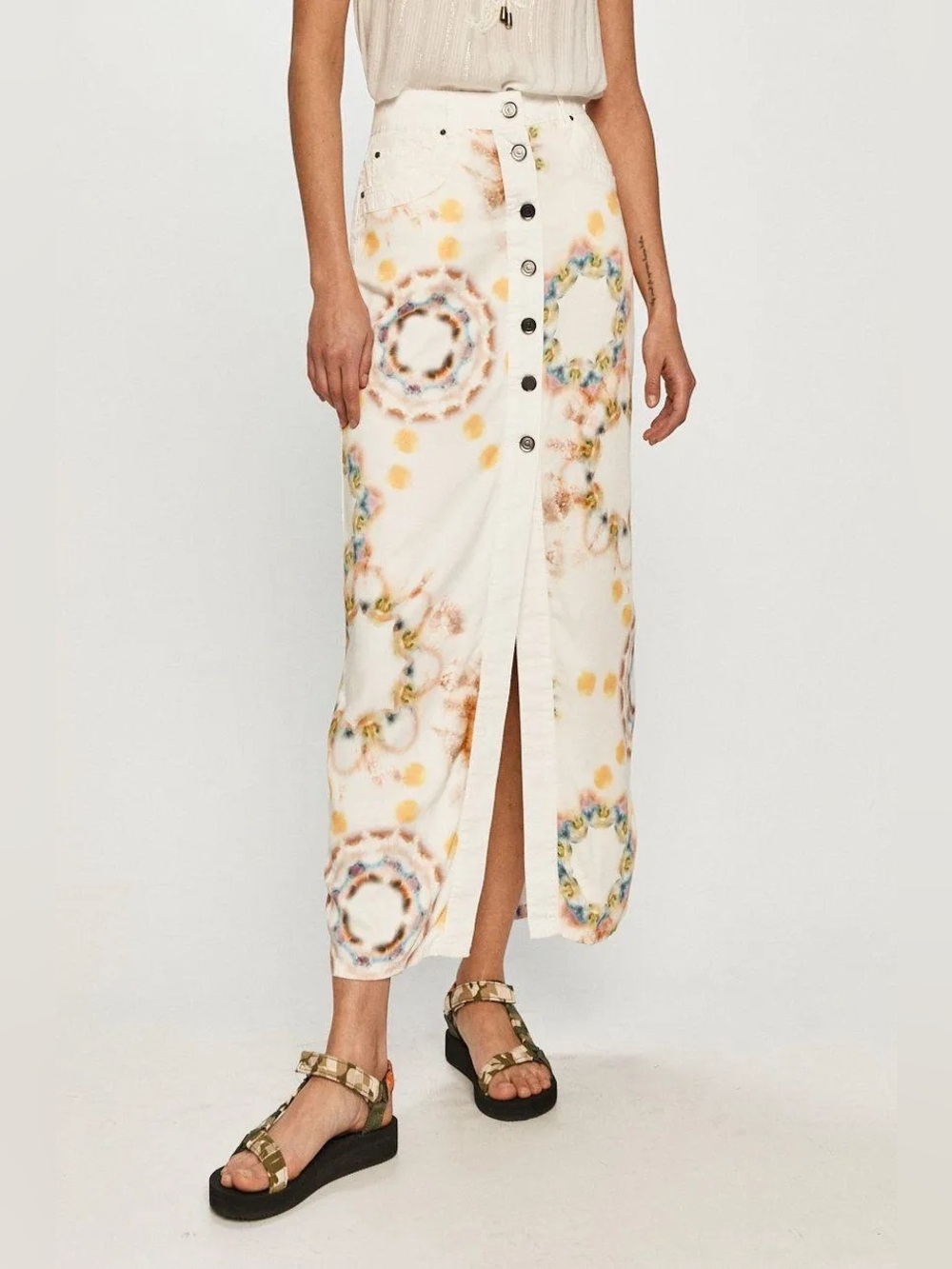 DESIGUAL BUTTON FRONT MIDI SKIRT